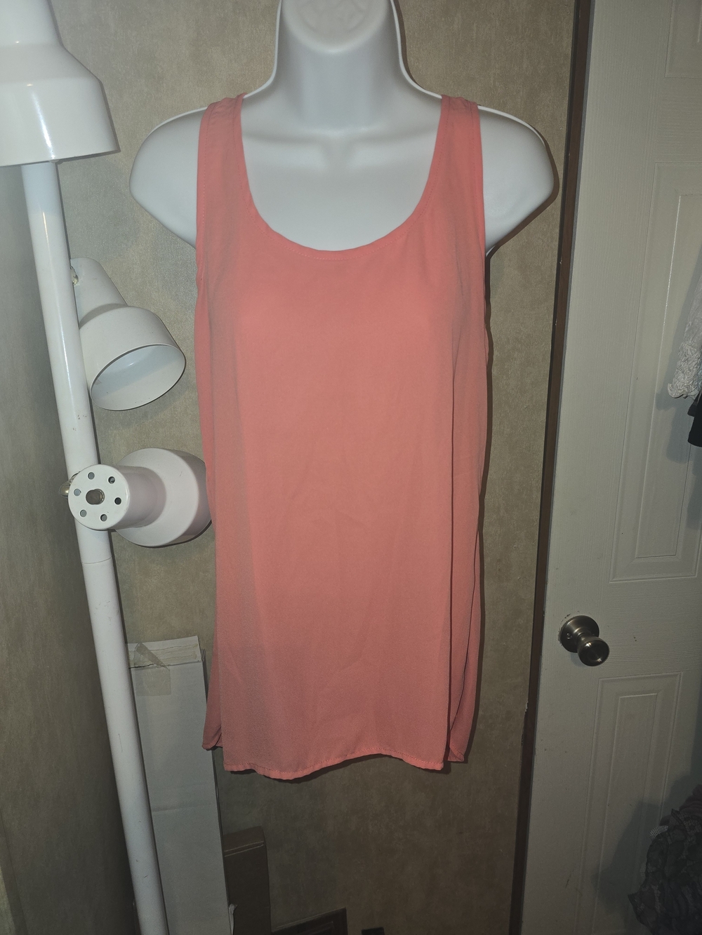 Xhilaration Coral Scoop Neck Tank Top
